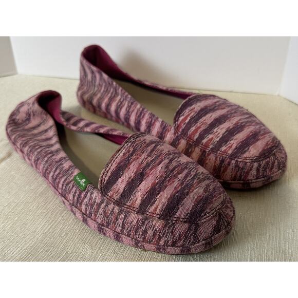Sanuk Shoes - Sanuk Pink flats Slip On Shoes Womens Size 9 striped